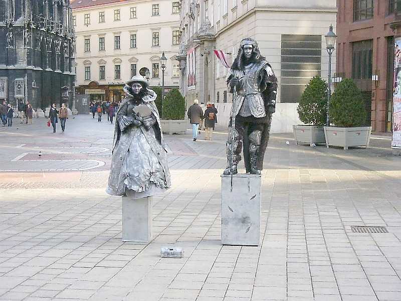 ../Images/MovingStatue-44.jpg